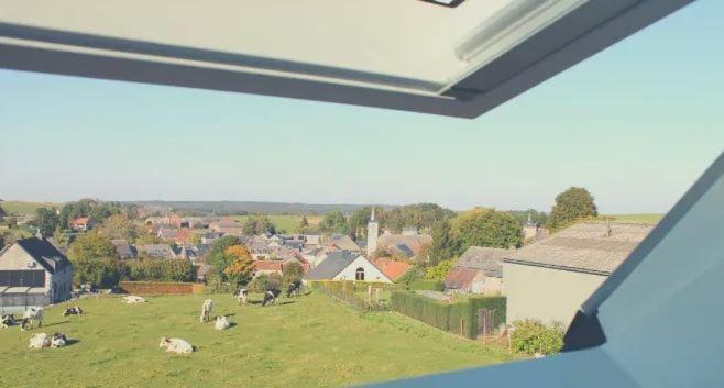 Gite Familial Ferme Des Aujes Falaen オナイユ エクステリア 写真